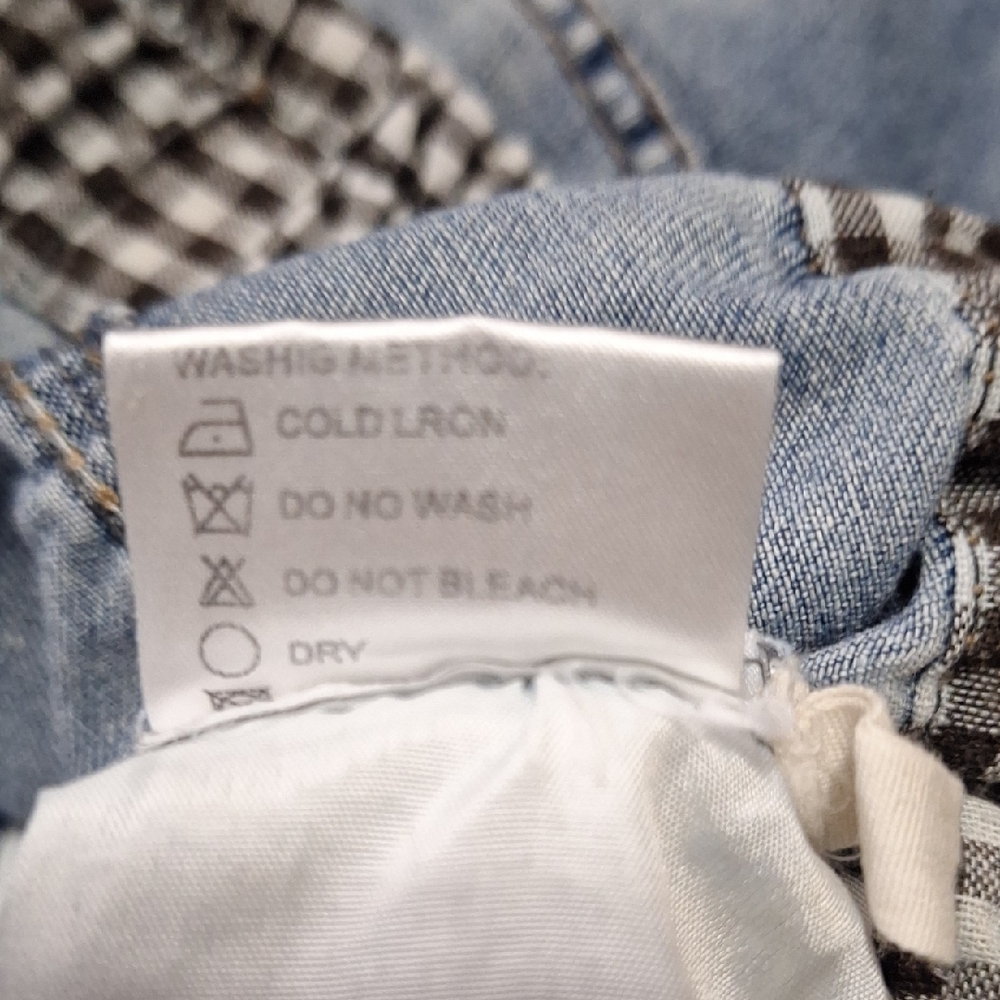 Lightweight Denim Embroidered Patchwork Distresse… - image 6